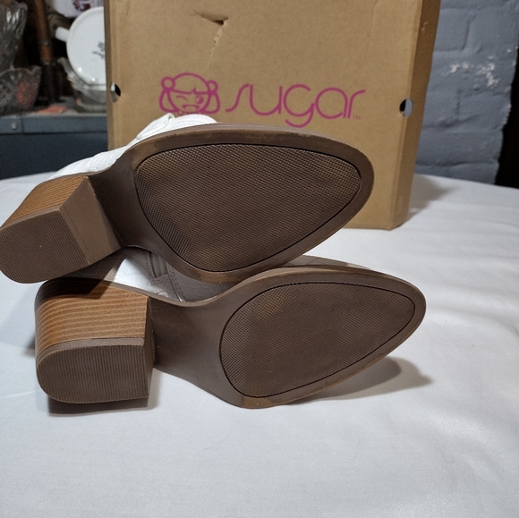 Sugar Tula Vegan Leather Snake Skin Pointed Toe Western Ankle Boots - Picture 2 of 16